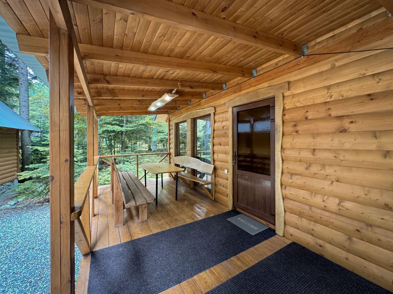 Шале (С двумя изолированными спальнями), База отдыха НАИР Архыз