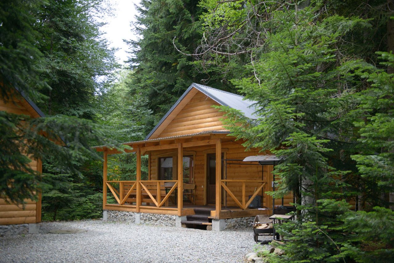 Шале (С двумя изолированными спальнями), База отдыха НАИР Архыз