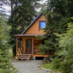 Шале (С тремя изолированными спальнями (8ми местный)), База отдыха НАИР Архыз