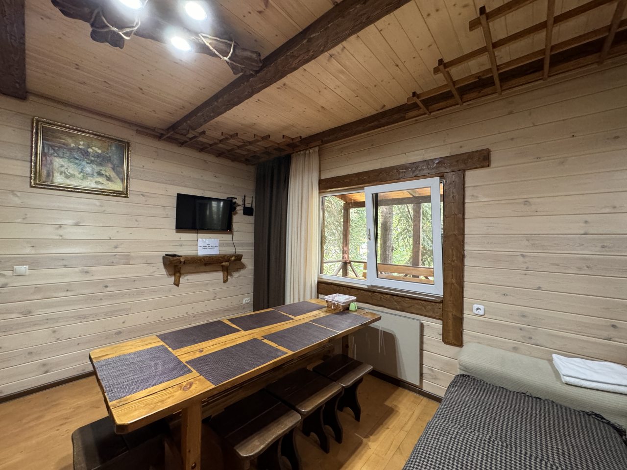 Шале (С тремя изолированными спальнями (8ми местный)), База отдыха НАИР Архыз