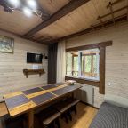 Шале (С тремя изолированными спальнями (8ми местный)), База отдыха НАИР Архыз