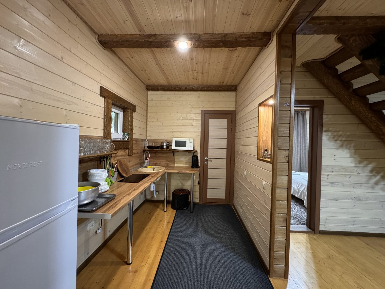 Шале (С тремя изолированными спальнями (8ми местный)), База отдыха НАИР Архыз