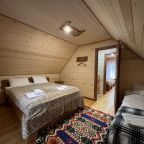 Шале (С тремя изолированными спальнями (10ти местный)), База отдыха НАИР Архыз