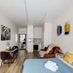 Квартира (Хомлин), Апартаменты Home24 на улице Лобановский лес 11