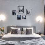 Квартира (Нуар), Апартаменты Home24 на улице Лобановский лес 11