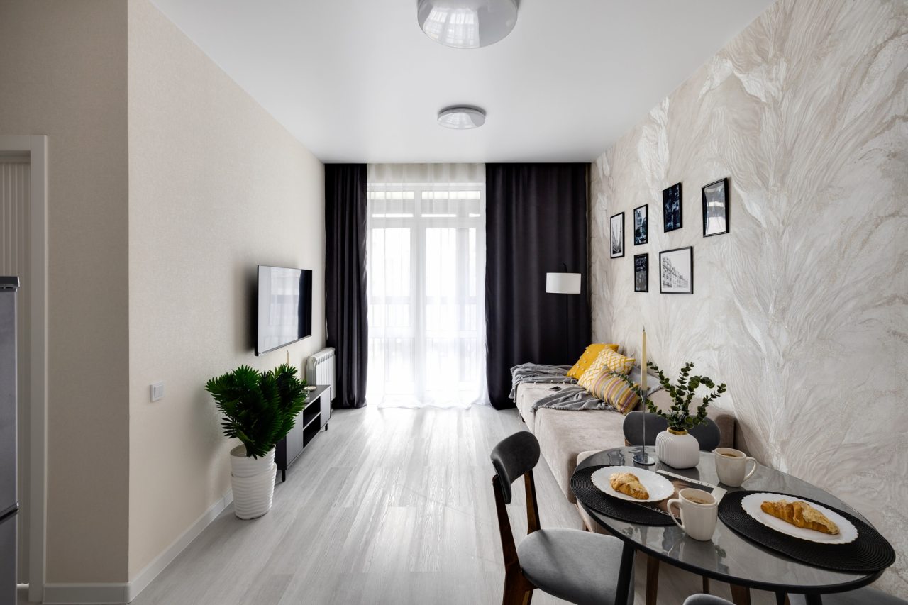 Квартира (Нуар), Апартаменты Home24 на улице Лобановский лес 11