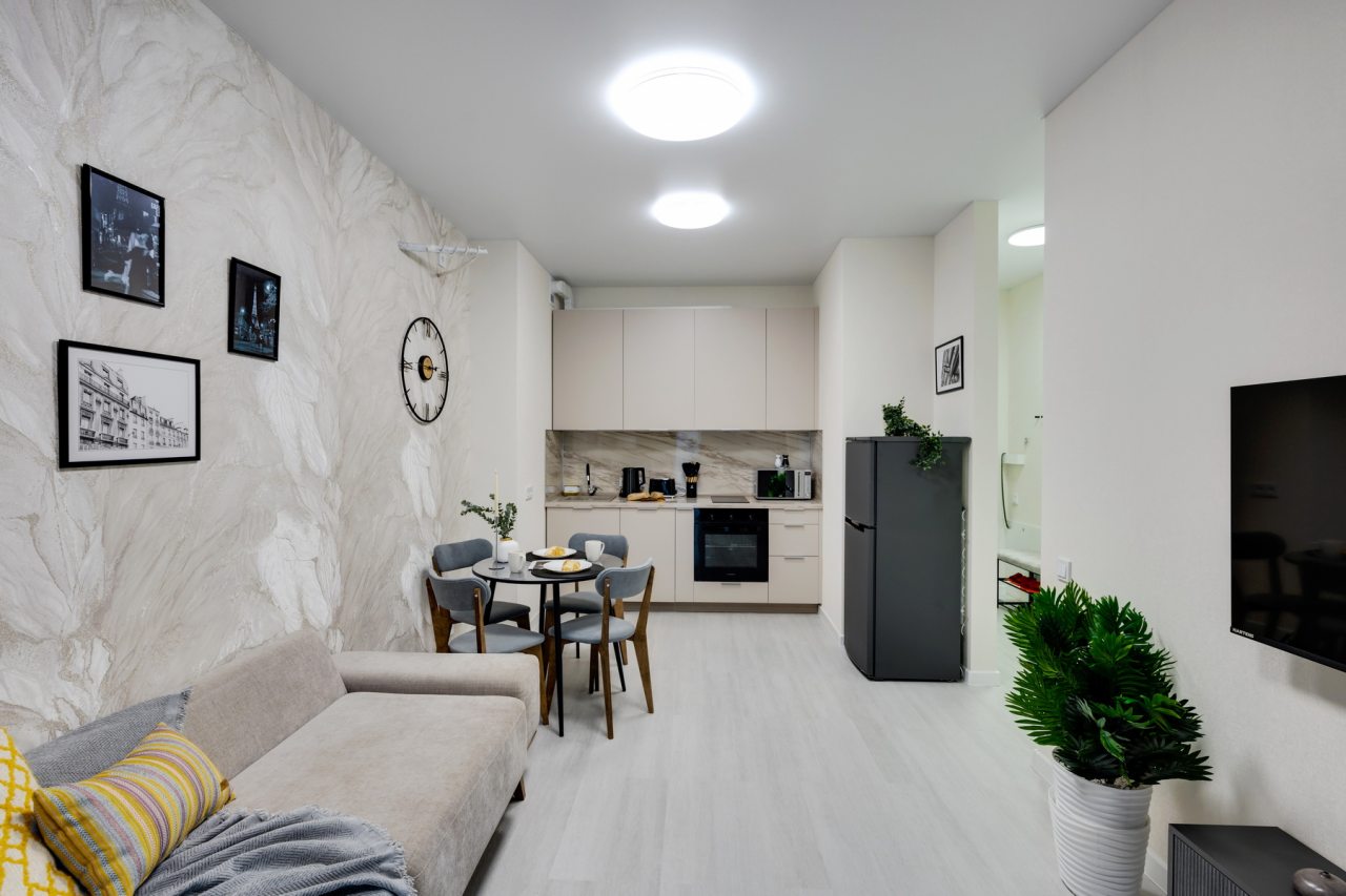 Квартира (Нуар), Апартаменты Home24 на улице Лобановский лес 11