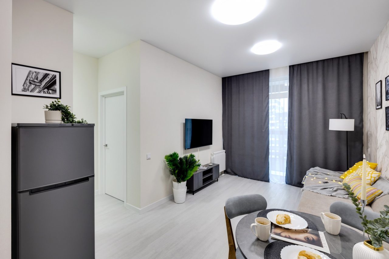 Квартира (Нуар), Апартаменты Home24 на улице Лобановский лес 11