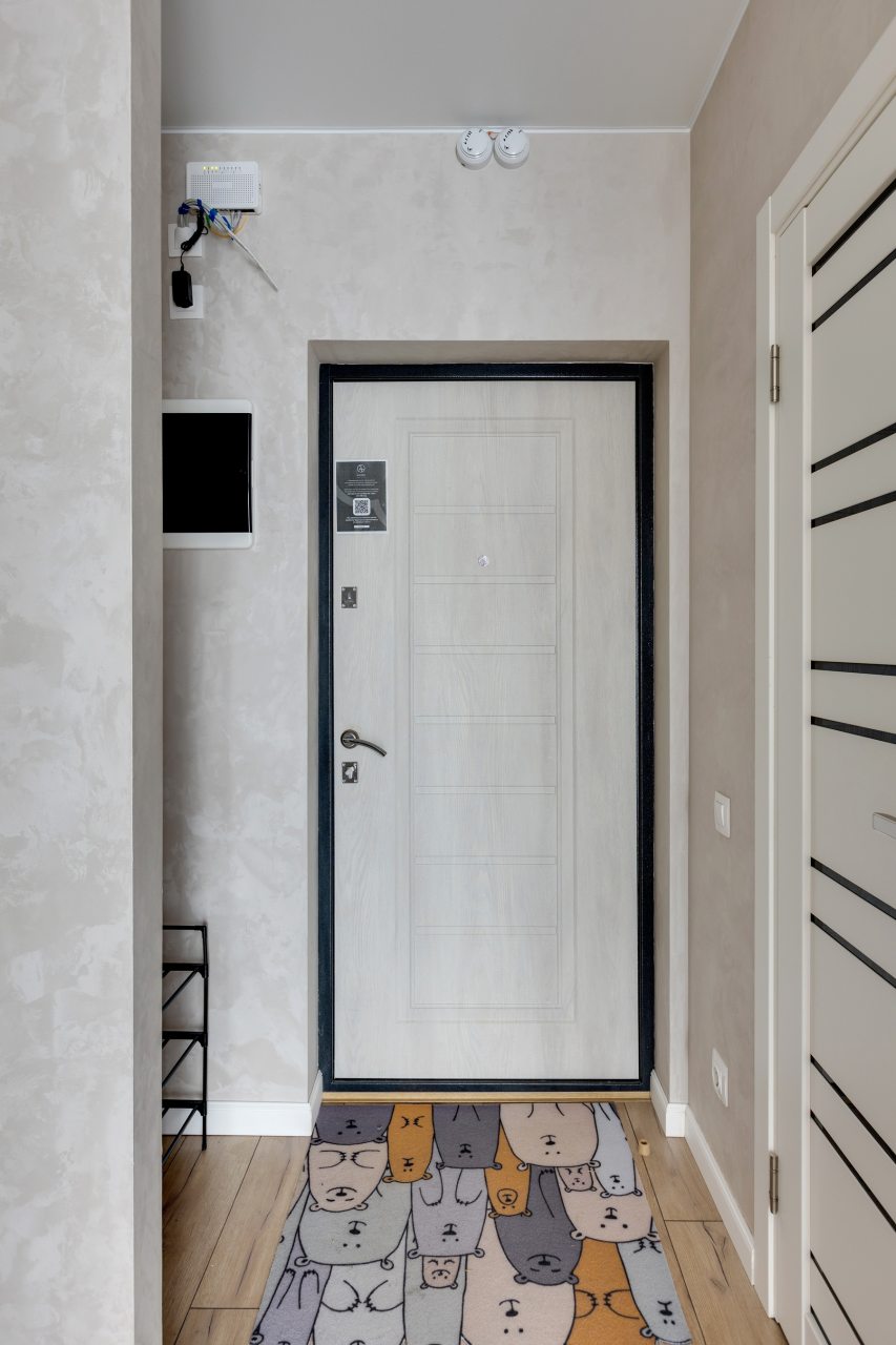 Квартира (Романс), Апартаменты Home24 на улице Василия Ощепкова 3