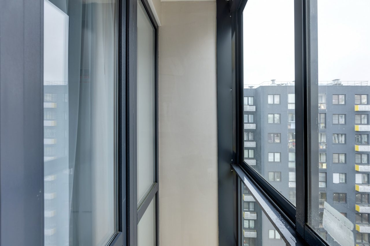 Квартира (Романс), Апартаменты Home24 на улице Василия Ощепкова 3