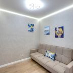 Квартира (Романс), Апартаменты Home24 на улице Василия Ощепкова 3