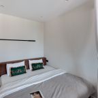 Квартира (Шамбала), Апартаменты Home24 на улице Василия Ощепкова 1