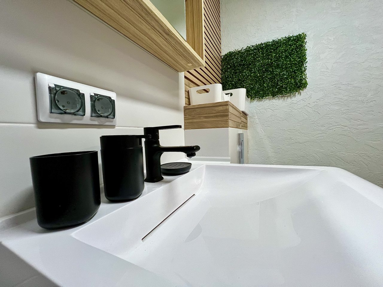 Квартира (Феррари), Апартаменты Home24 на улице Фитаревская 6