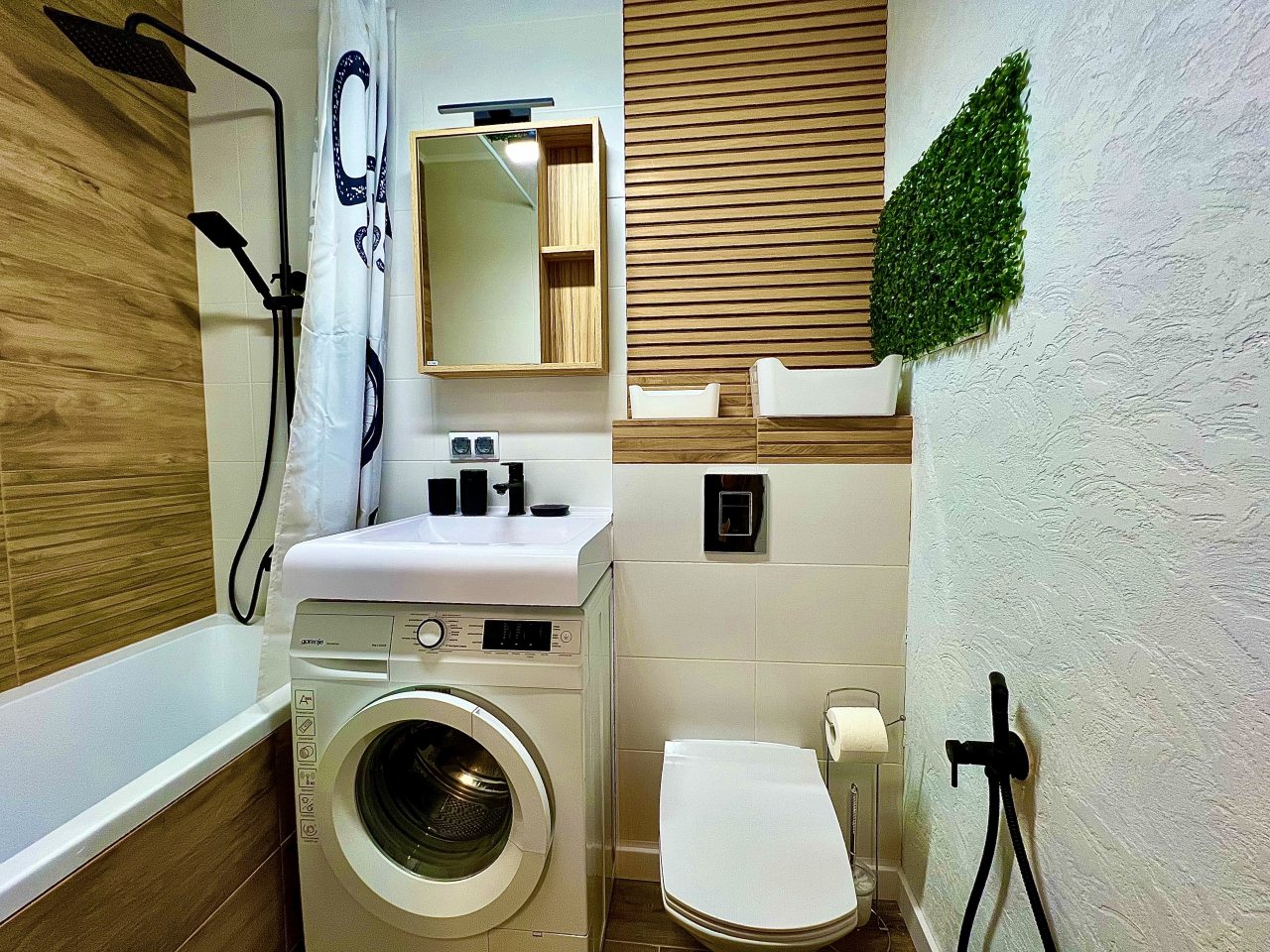 Квартира (Феррари), Апартаменты Home24 на улице Фитаревская 6