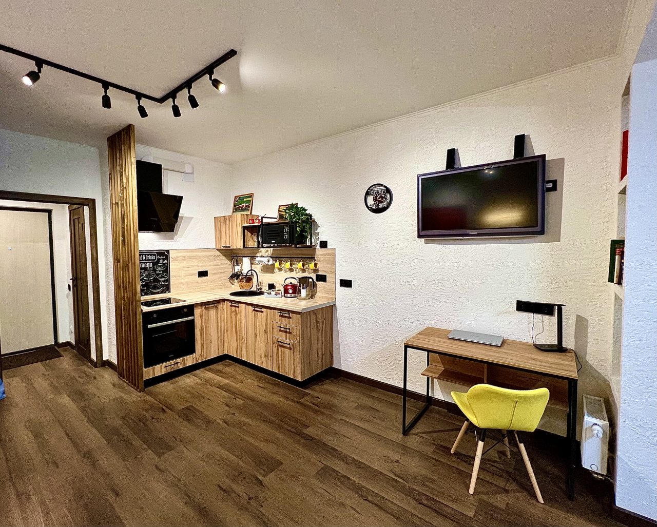 Квартира (Феррари), Апартаменты Home24 на улице Фитаревская 6