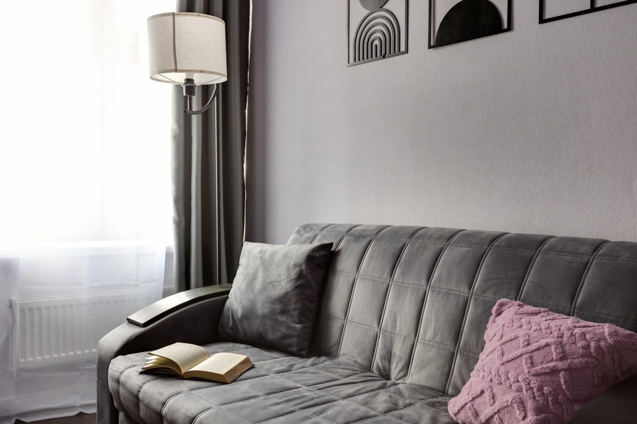 Поздний отъезд, Апартаменты Home24 на улице Эдальго 5