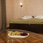 Пятиместный (Двухкомнатный СЕМЕЙНЫЙ), Гостевой дом Полярис