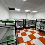 Восьмиместный (Кровать в общем 8-ми местном номере), Хостел ПодУшко