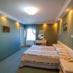 Трёхместный и более (Люкс), Гостиница Уральский двор