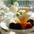 Разрешено проведение мероприятий, Гостиница Уральский двор