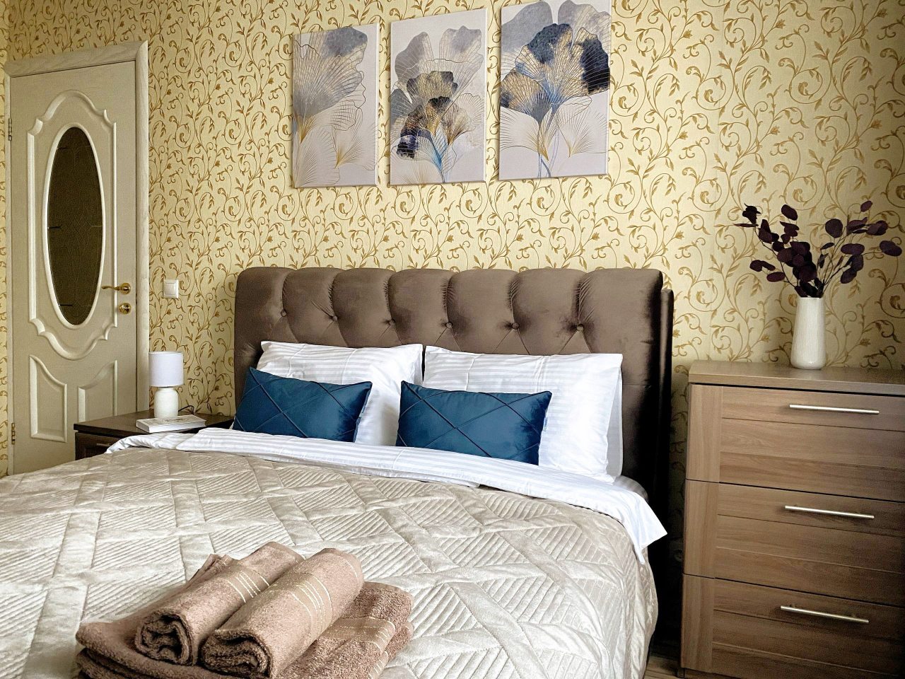 Апартаменты (Виктория), Апартаменты Your Place на Дмитровском шоссе 105к2