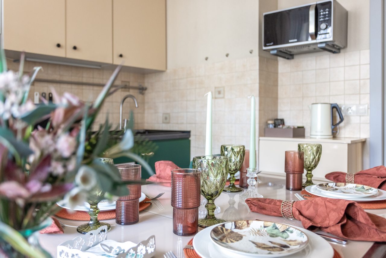 Квартира (Калейдоскоп), Апартаменты Your Place на улице Скульптора Мухиной 3