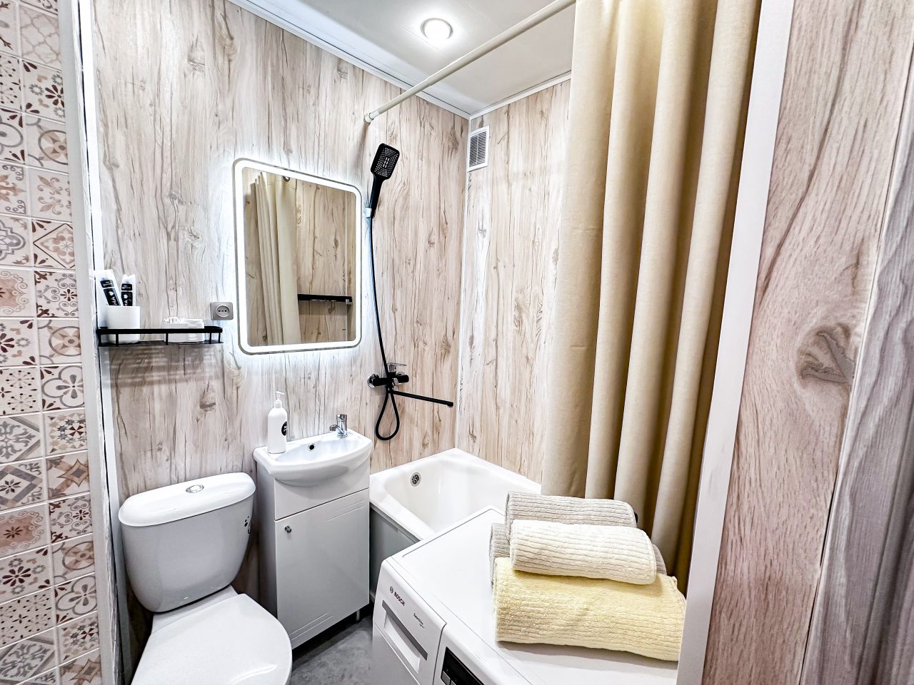 Апартаменты (С бесконтактным заселением на ул.Бредова), Апартаменты Как дома