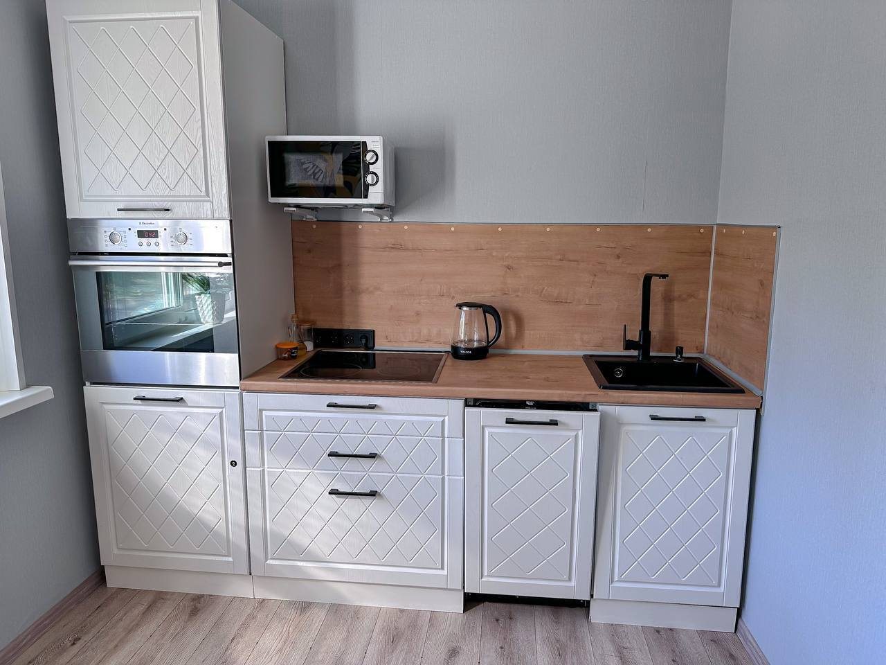 Апартаменты (С двуспальной кроватью и круглосуточным заселением), Апартаменты Как дома