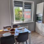 Апартаменты (С двуспальной кроватью и круглосуточным заселением), Апартаменты Как дома