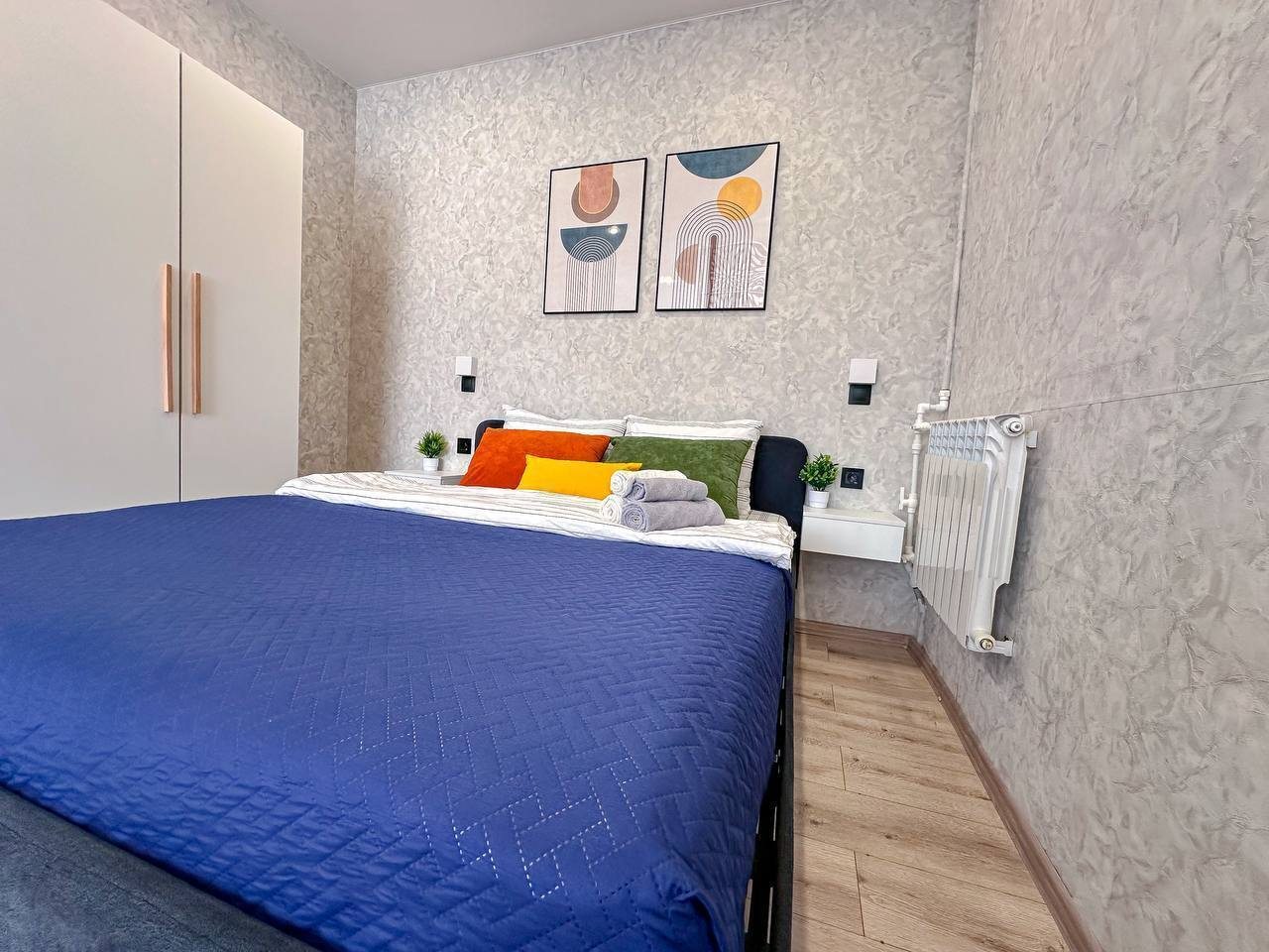 Апартаменты (С двуспальной кроватью и круглосуточным заселением), Апартаменты Как дома