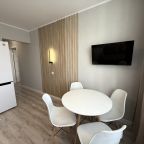 Жильё полностью ваше, Апартаменты Прозрачное время на Шарова 27