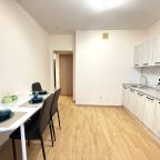 Шестиместный (Апартамент "Морской бриз" для большой компании, с  просторными комнатами!), Апартаменты Морской бриз для большой компании