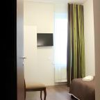 Номер (Одноместный Стандарт), Отель Номера на Большом проспекте