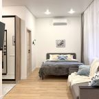 Апартаменты (Светлая студия в ЖК Видный город), Апартаменты Happy People на бульвара Мстислава Ростроповича 3к2