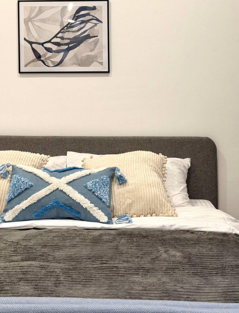 Апартаменты (Светлая студия в ЖК Видный город), Апартаменты Happy People на бульвара Мстислава Ростроповича 3к2