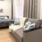 Апартаменты (Светлая студия в ЖК Видный город), Апартаменты Happy People на бульвара Мстислава Ростроповича 3к2