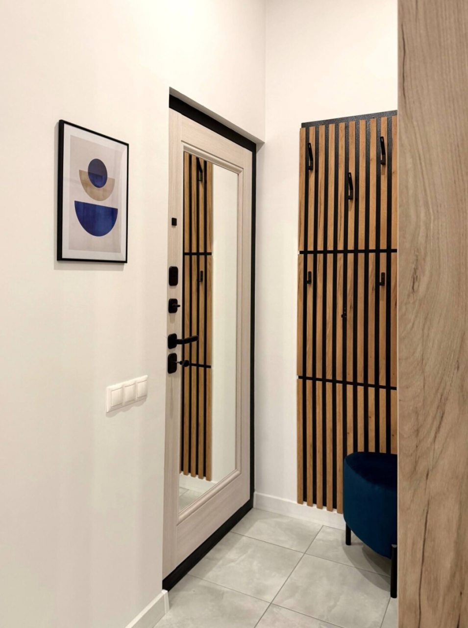 Апартаменты (Светлая студия в ЖК Видный город), Апартаменты Happy People на бульвара Мстислава Ростроповича 3к2