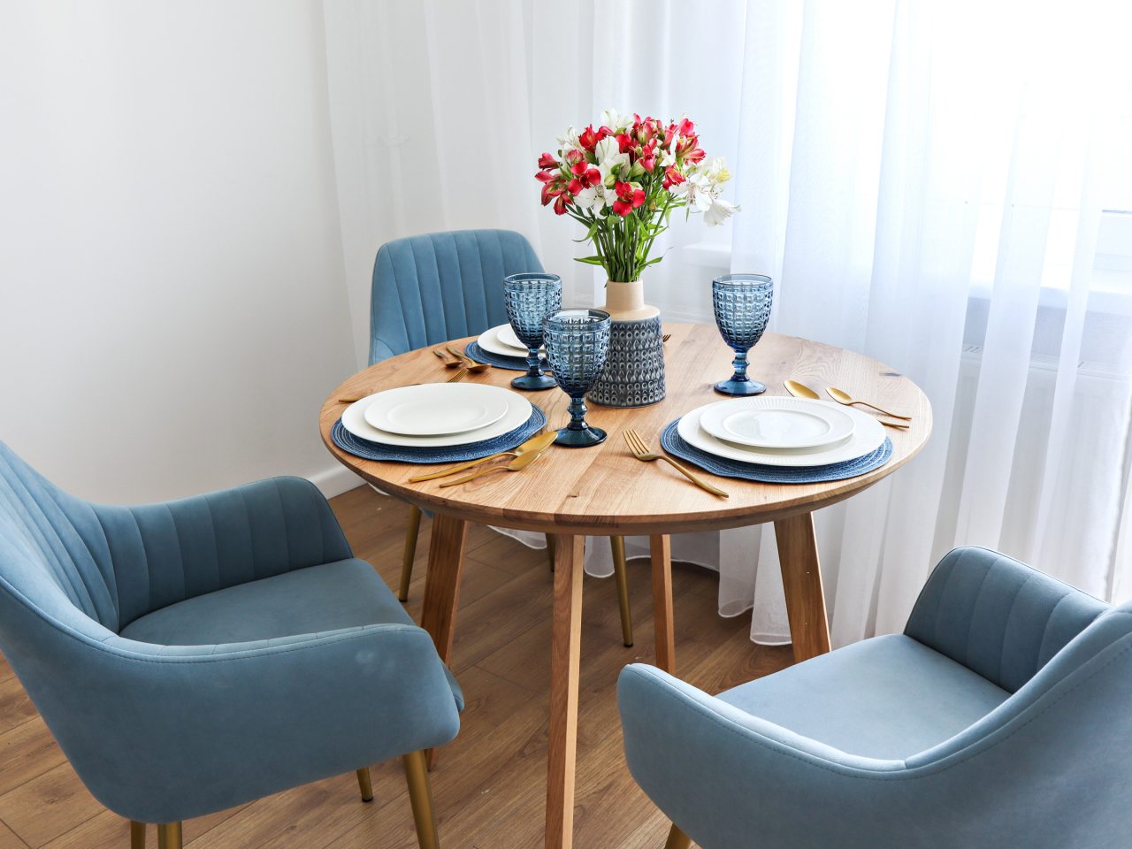 Трёхместный и более (Синяя), Апартаменты У парка