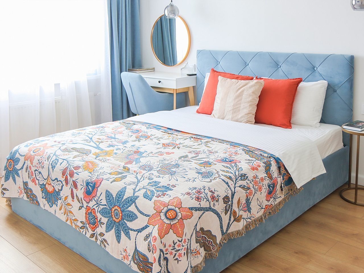 Трёхместный и более (Синяя), Апартаменты У парка