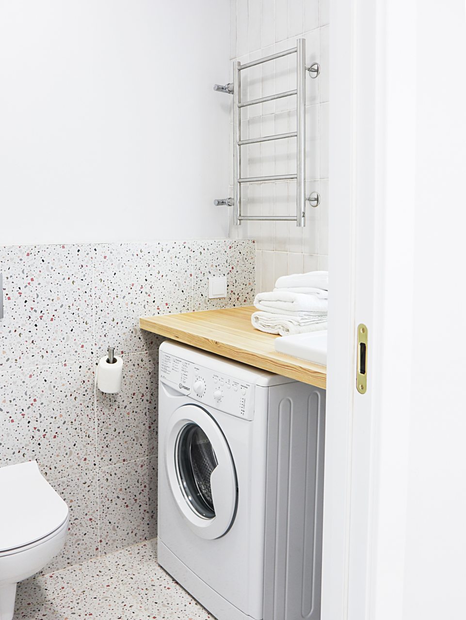 Трёхместный и более (Фиолетовая), Апартаменты У парка