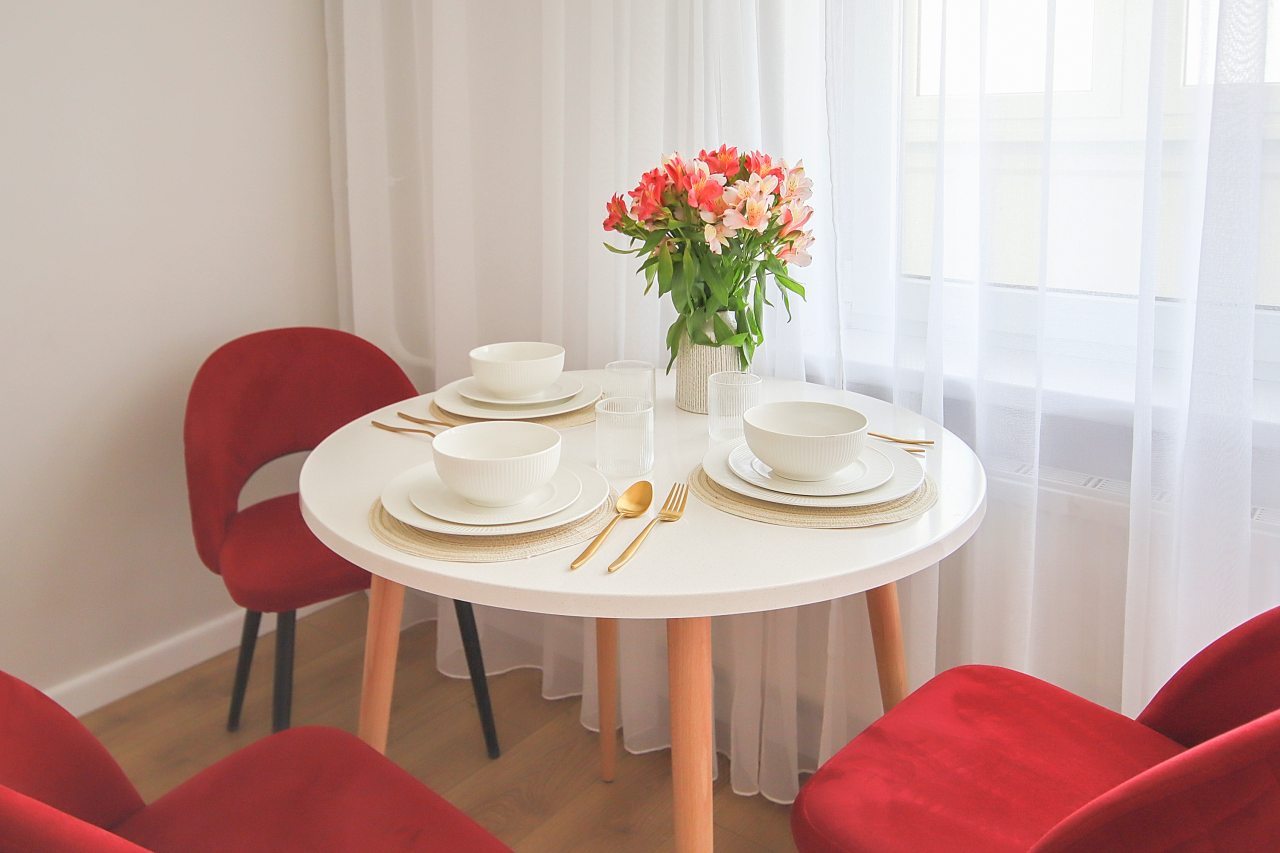 Трёхместный и более (Фиолетовая), Апартаменты У парка