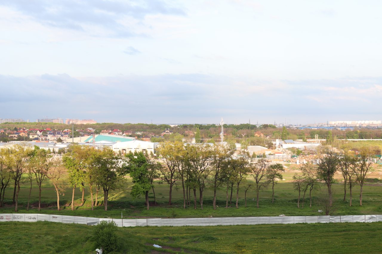 Трёхместный и более (Лайт), Апартаменты У парка