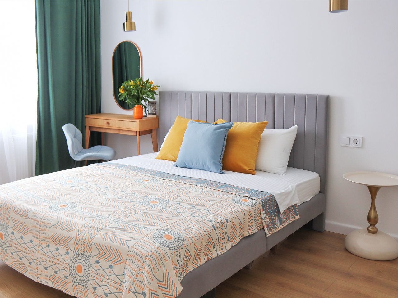 Трёхместный и более (Лайт), Апартаменты У парка