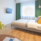 Трёхместный и более (Лайт), Апартаменты У парка