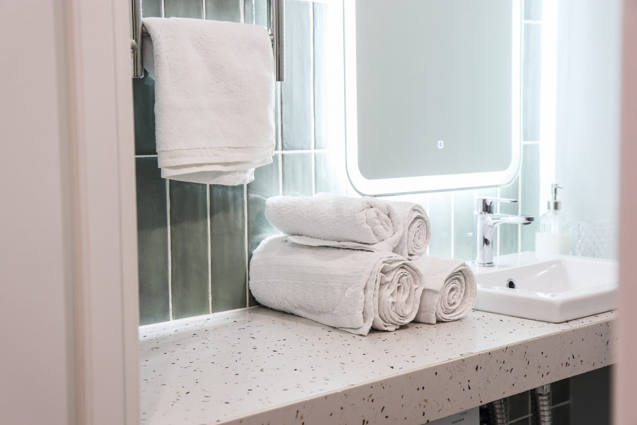 Трёхместный и более (Студия), Апартаменты У парка