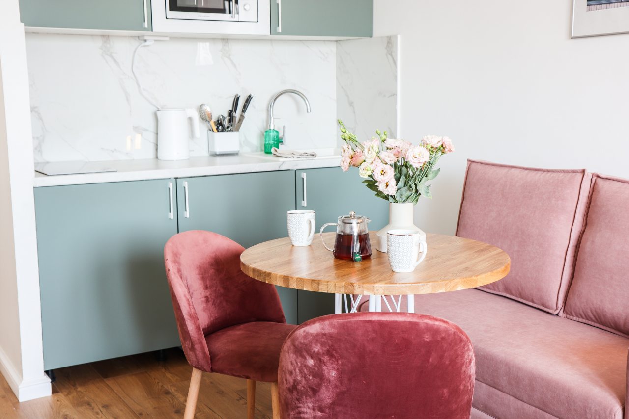 Трёхместный и более (Студия), Апартаменты У парка