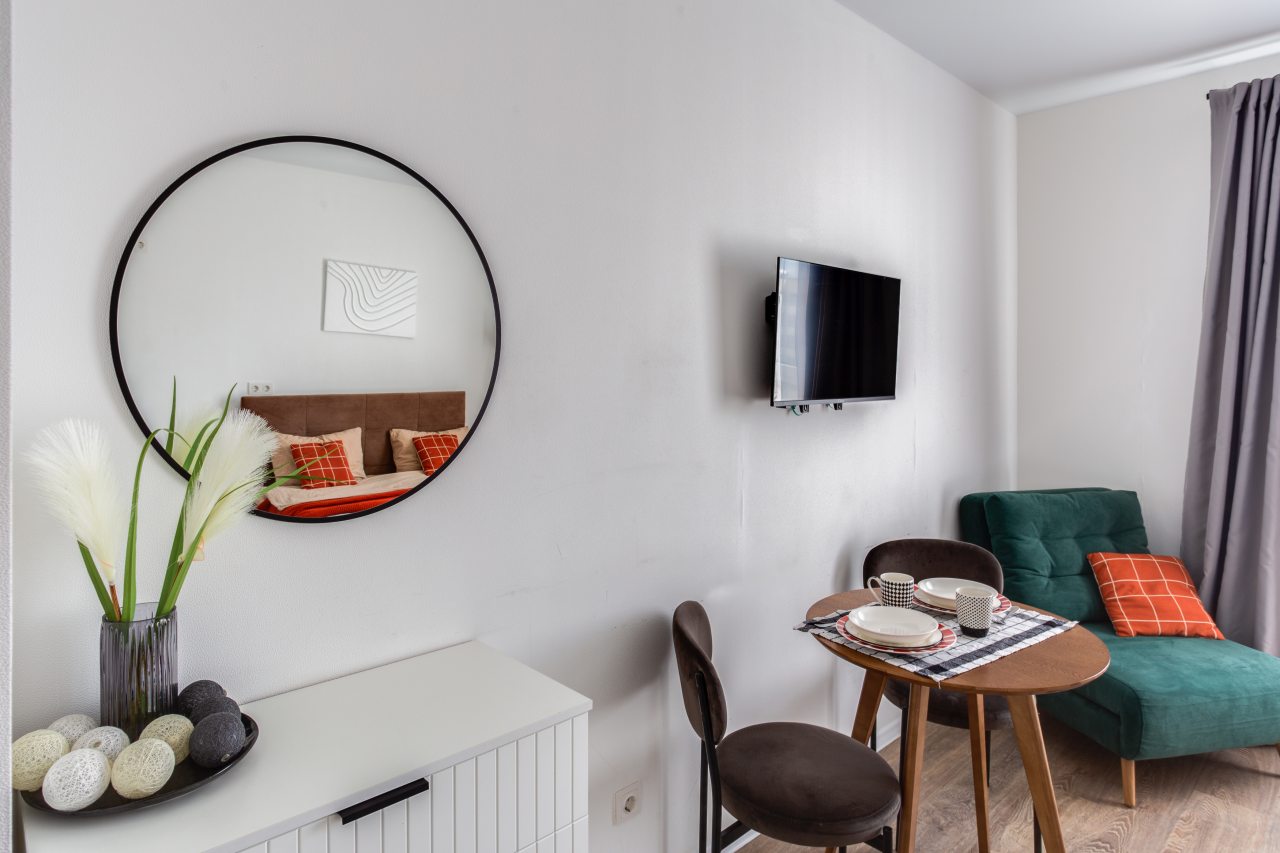 Трёхместный и более (Просторная студия), Апартаменты Aparts Lounge