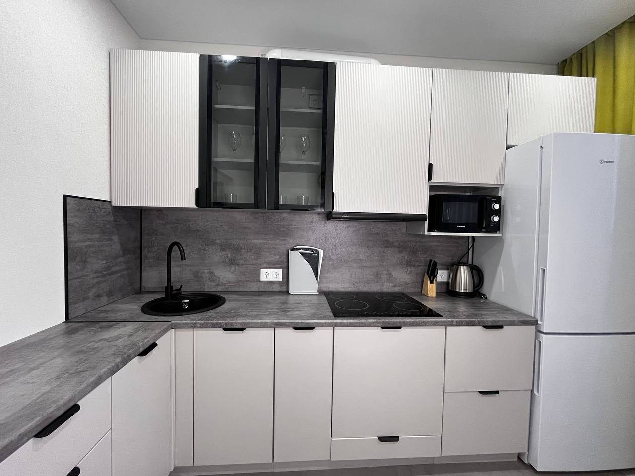 Апартаменты (В новом ЖК Зарядное), Апартаменты На улице 4-й Пятилетки 82