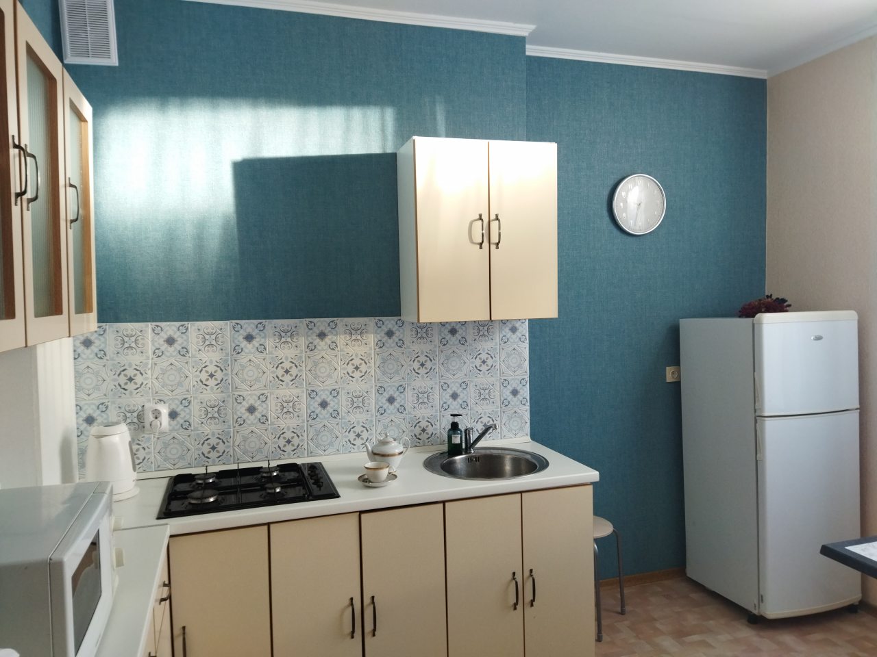 Возможность самостоятельного приготовления пищи, Апартаменты СТОП.СНЯТО. Читальный зал