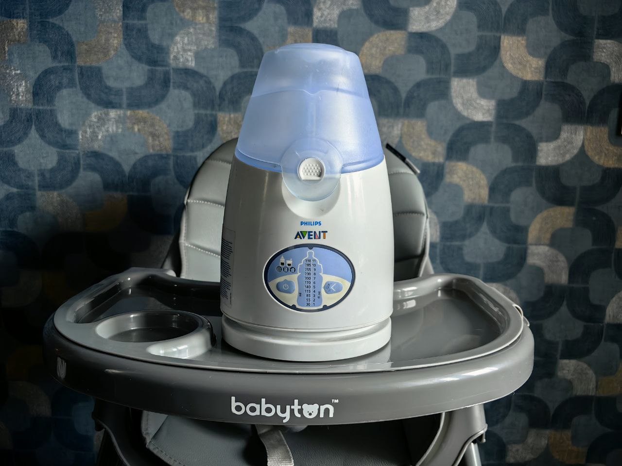 Подогреватель для бутылочек. Предоставляется по запросу